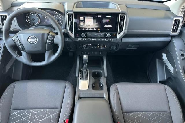 2026 Nissan Frontier Crew Cab SV 4x2