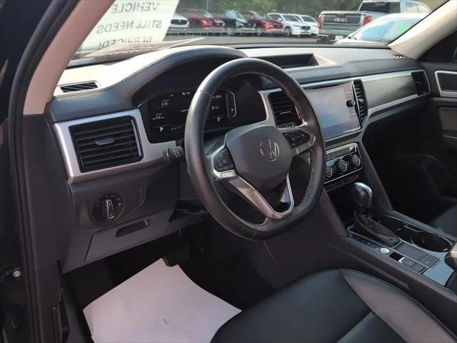 2022 Volkswagen Atlas 2.0T SE w/Technology