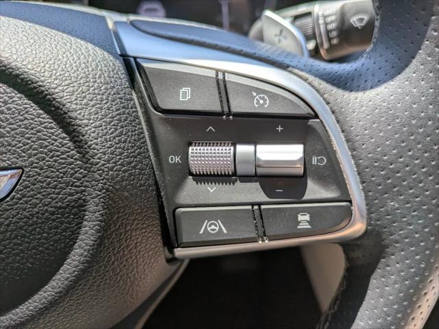 2023 Genesis G70 2.0T AWD