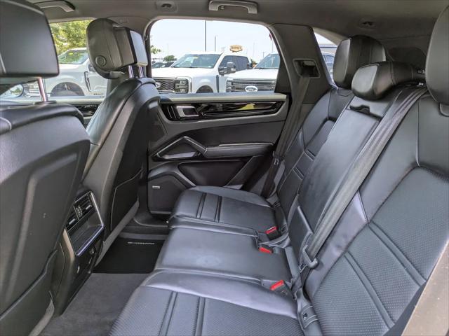 2019 Porsche Cayenne Cayenne