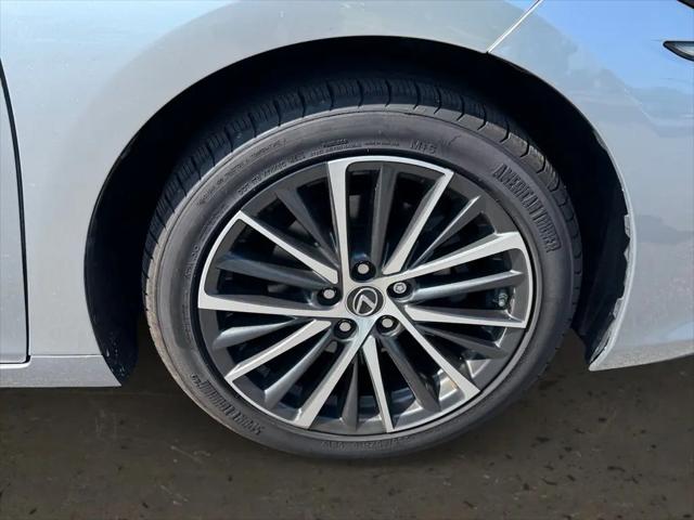 2022 Lexus ES 350 ES 350