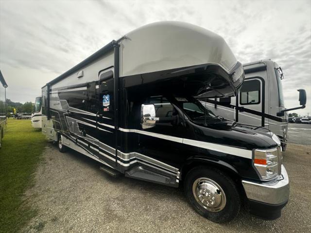2027 Ford E-Series Cutaway 30Z for sale in Suamico, WI