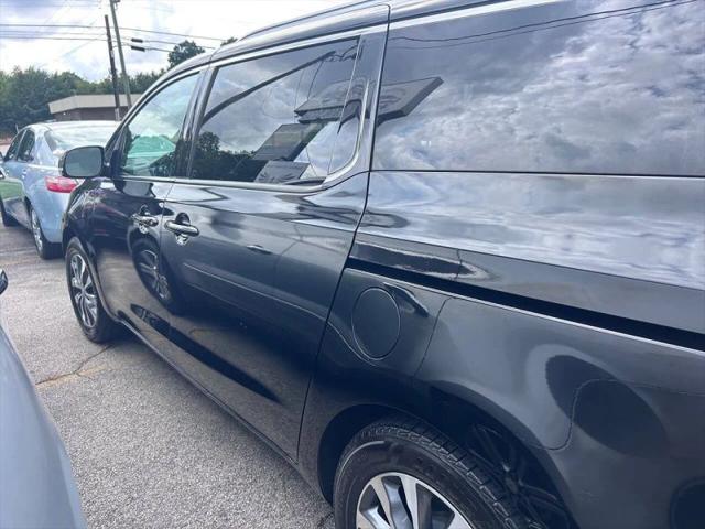 2016 Kia Sedona SX