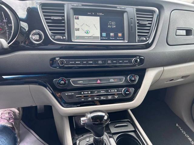 2016 Kia Sedona SX
