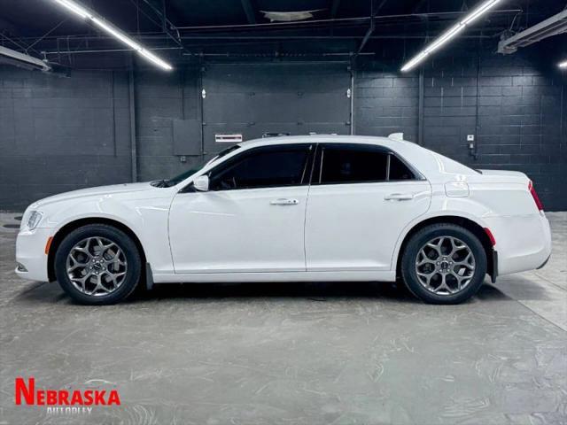 2015 Chrysler 300 Limited