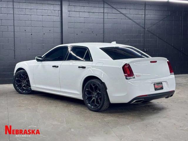 2019 Chrysler 300 300S