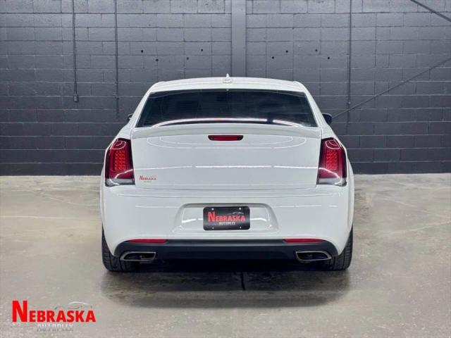 2019 Chrysler 300 300S