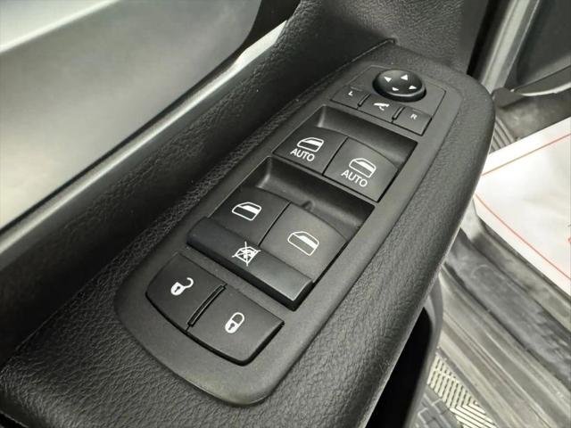 2021 Ram 1500 Big Horn Crew Cab 4x4 5'7" Box