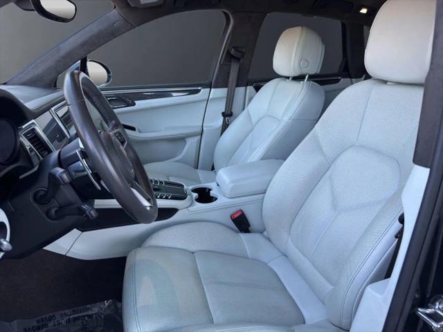 2017 Porsche Macan Turbo