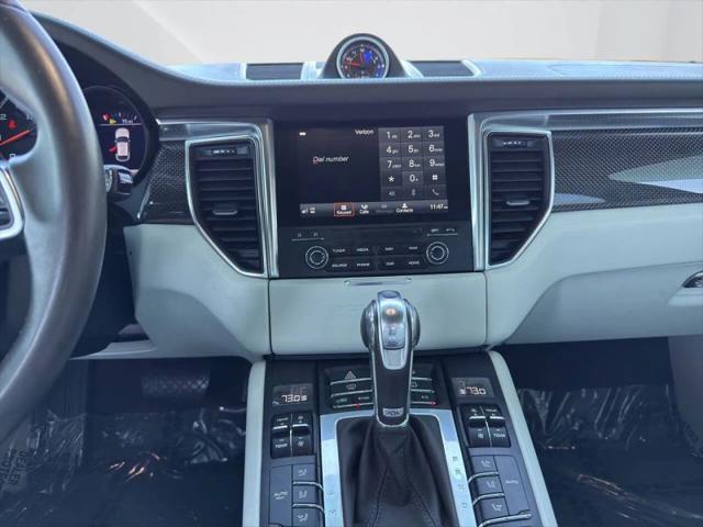 2017 Porsche Macan Turbo