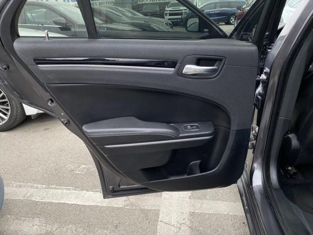 2019 Chrysler 300 300S