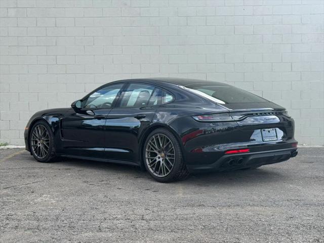 2023 Porsche Panamera 4 Platinum Edition