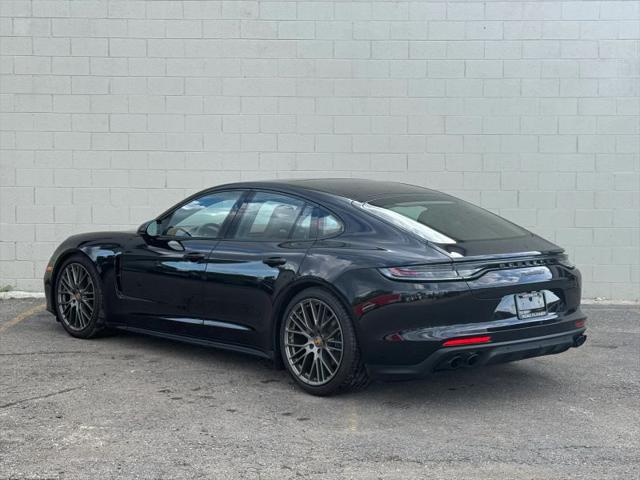 2023 Porsche Panamera 4 Platinum Edition