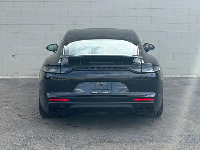 2023 Porsche Panamera 4 Platinum Edition