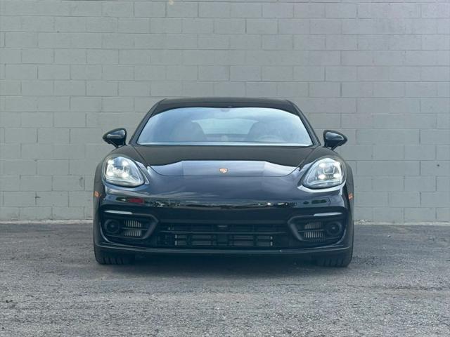 2023 Porsche Panamera 4 Platinum Edition