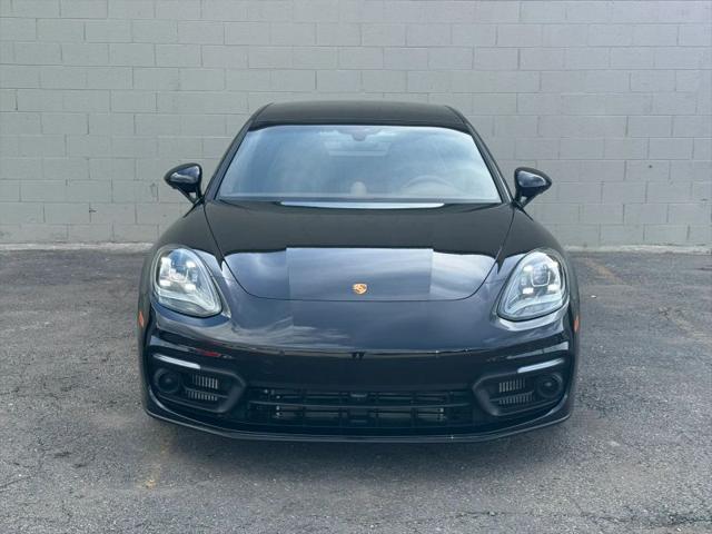 2023 Porsche Panamera 4 Platinum Edition