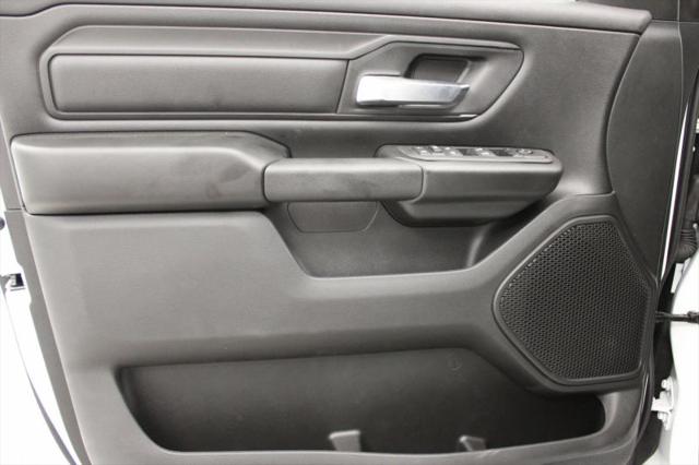 2026 Ram 1500 Express Crew Cab 4x4 5'7" Box