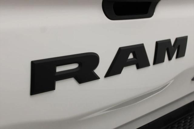 2026 Ram 1500 Express Crew Cab 4x4 5'7" Box