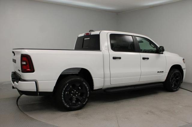 2026 Ram 1500 Express Crew Cab 4x4 5'7" Box