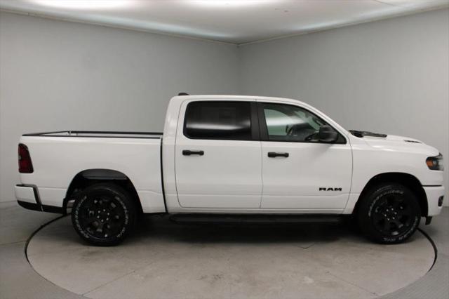 2026 Ram 1500 Express Crew Cab 4x4 5'7" Box