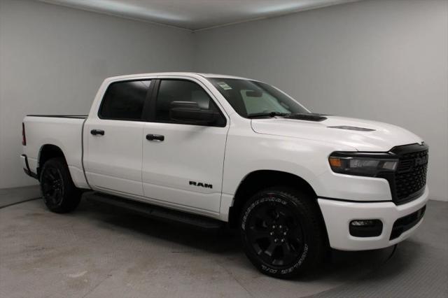 2026 Ram 1500 Express Crew Cab 4x4 5'7" Box