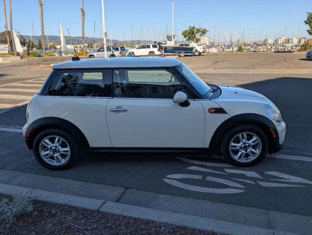 2012 MINI Cooper Cooper