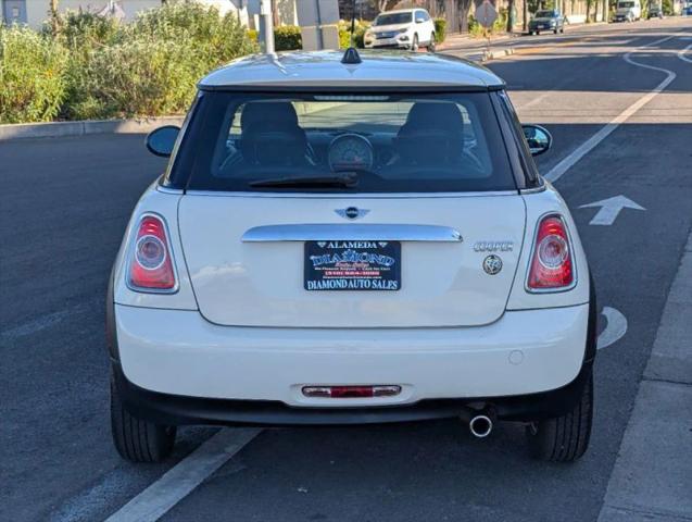 2012 MINI Cooper Cooper