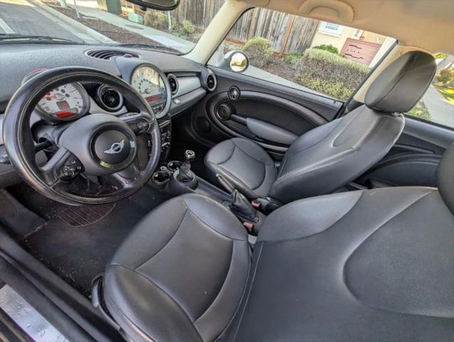 2012 MINI Cooper Cooper