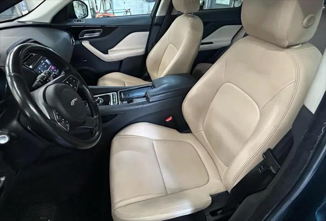 2018 Jaguar F-PACE 25t Premium