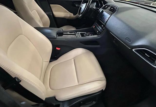 2018 Jaguar F-PACE 25t Premium