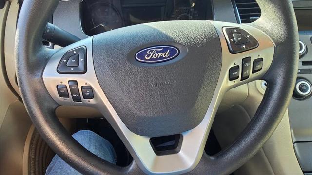 2015 Ford Taurus SE