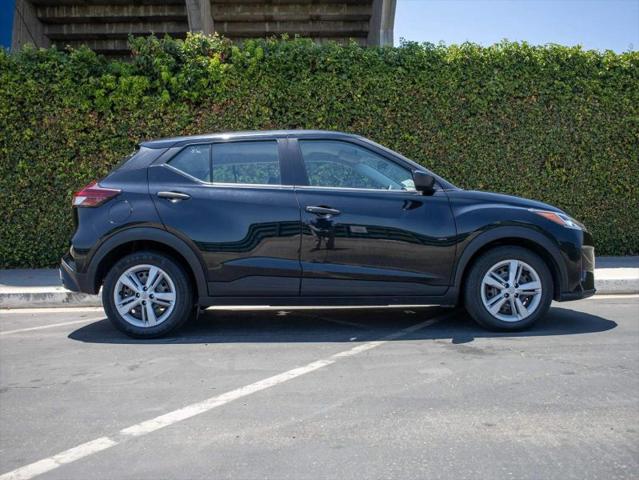 2021 Nissan Kicks S Xtronic CVT