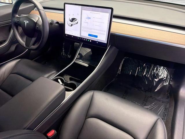 2020 Tesla Model 3 Standard Range Plus Rear-Wheel Drive
