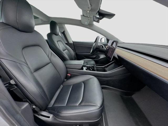 2020 Tesla Model 3 Standard Range Plus Rear-Wheel Drive