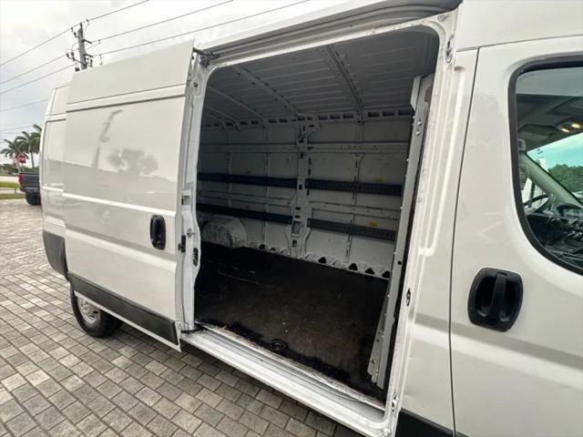 2017 Ram ProMaster 2500 Cargo Van High Roof 159 WB