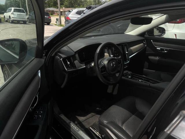 2023 Volvo S90 B6 Plus