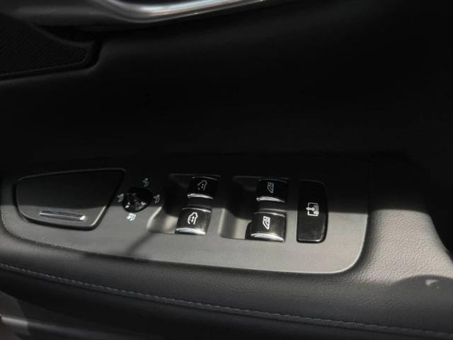 2023 Volvo S90 B6 Plus