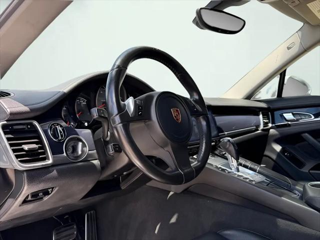 2016 Porsche Panamera S