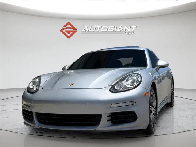 2016 Porsche Panamera S