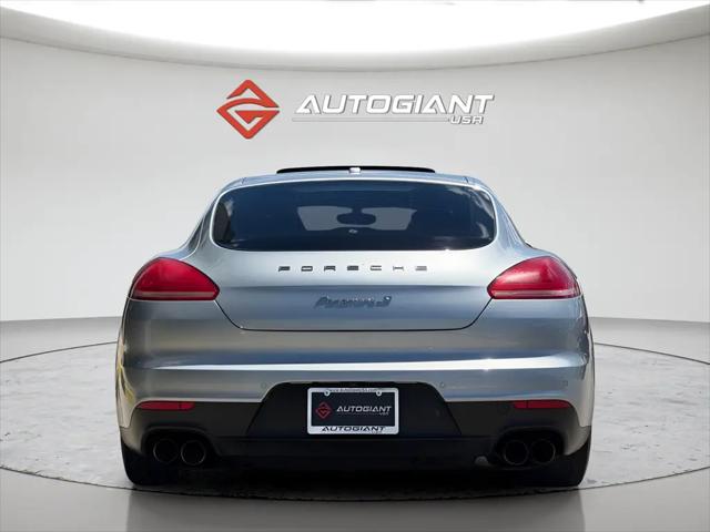 2016 Porsche Panamera S