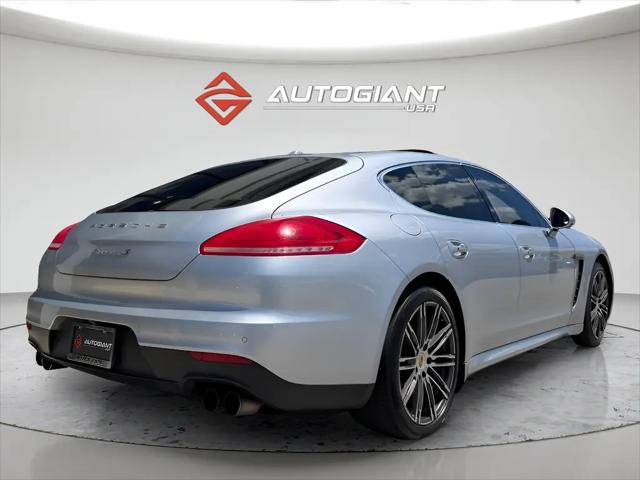 2016 Porsche Panamera S