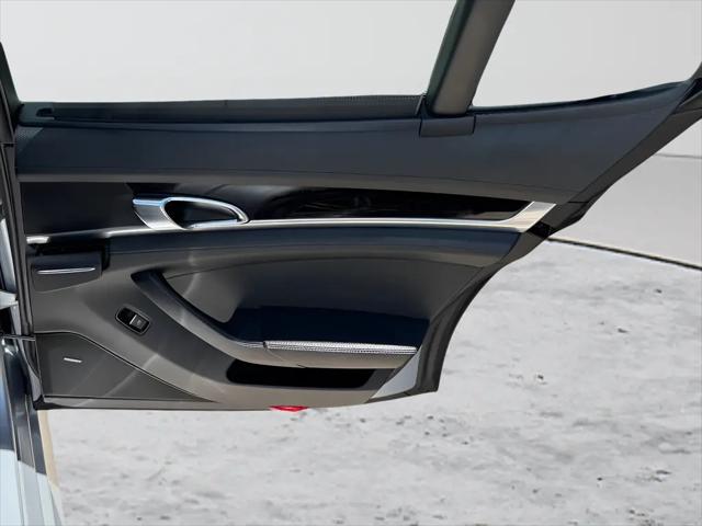 2016 Porsche Panamera S