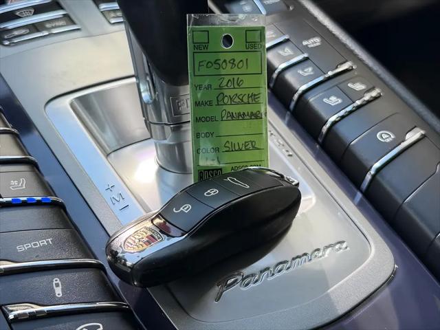 2016 Porsche Panamera S