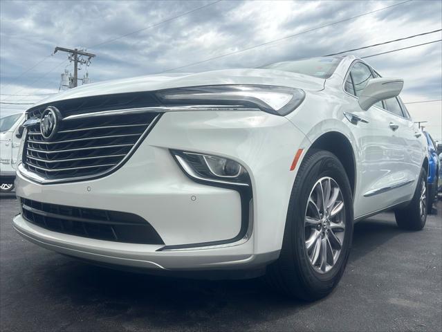 2023 Buick Enclave Essence FWD for sale in Clinton, MO