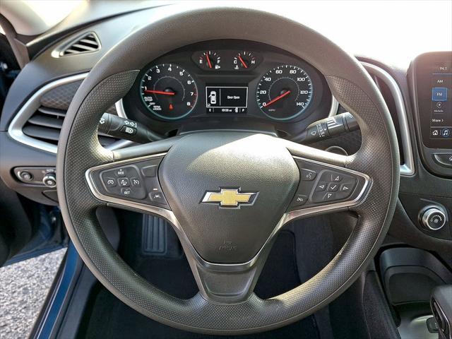 2025 Chevrolet Malibu 1LS - Photo 16