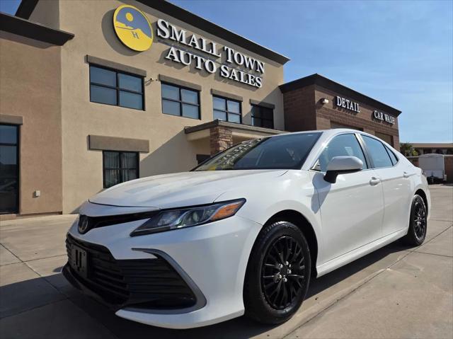 2022 Toyota Camry LE Hybrid for sale in Hurricane, UT
