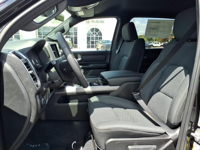 2026 Ram 1500 Express Crew Cab 4x4 57 Box