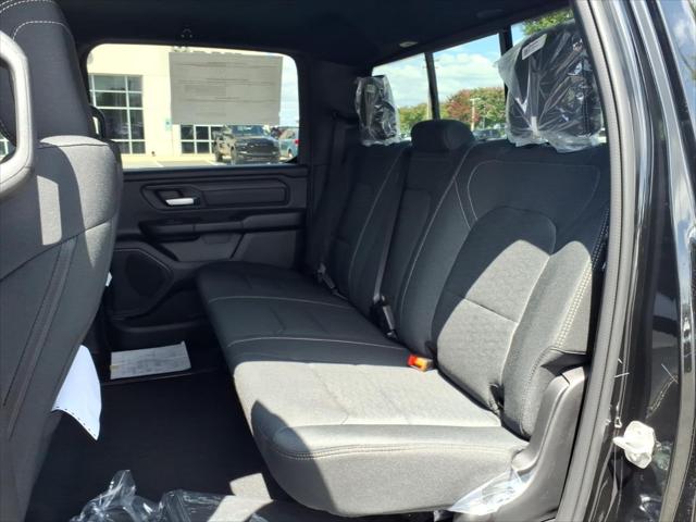 2026 Ram 1500 Express Crew Cab 4x4 57 Box