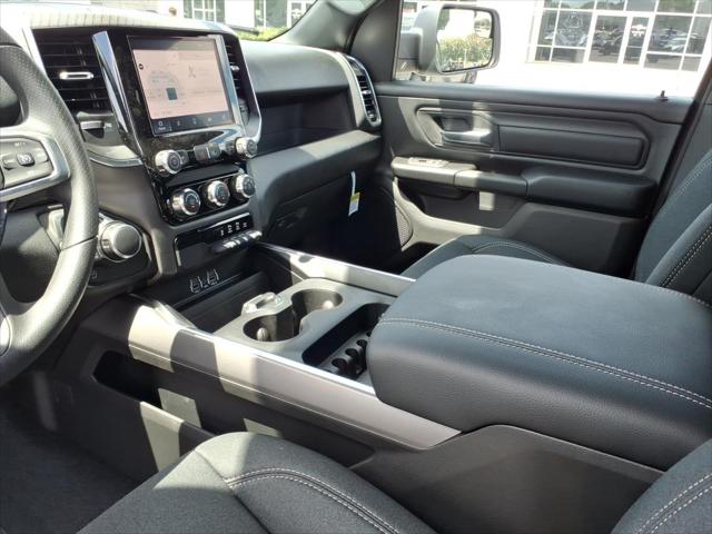 2026 Ram 1500 Express Crew Cab 4x4 57 Box