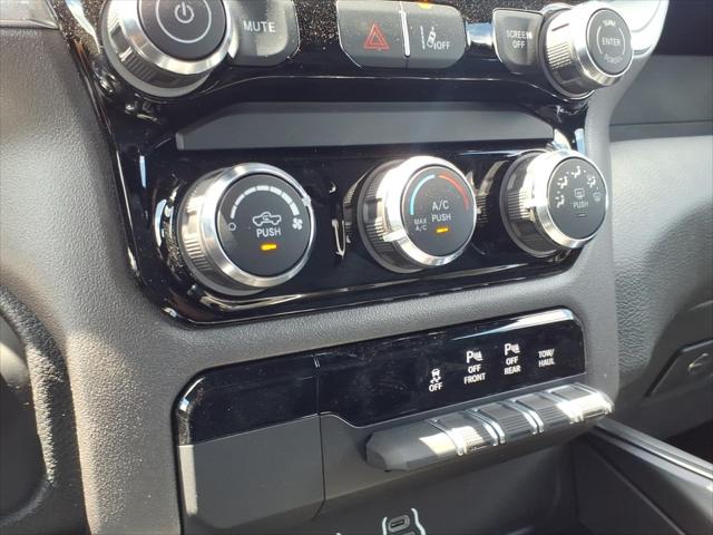 2026 Ram 1500 Express Crew Cab 4x4 57 Box